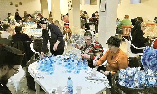 IPS Teodosie va oficia  liturghia de Bobotează,  apoi apa va fi pusă în sticle jpeg