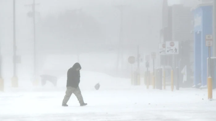 Măsuri urgente în țară din cauza ninsorilor abundente și a temperaturilor scăzute. Foto: Profimedia