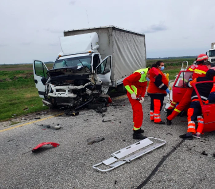 Accident rutier pe DN6/E70 în Olt Sursa ISU Olt