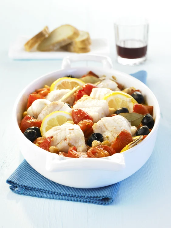 Salată de cod cu alune