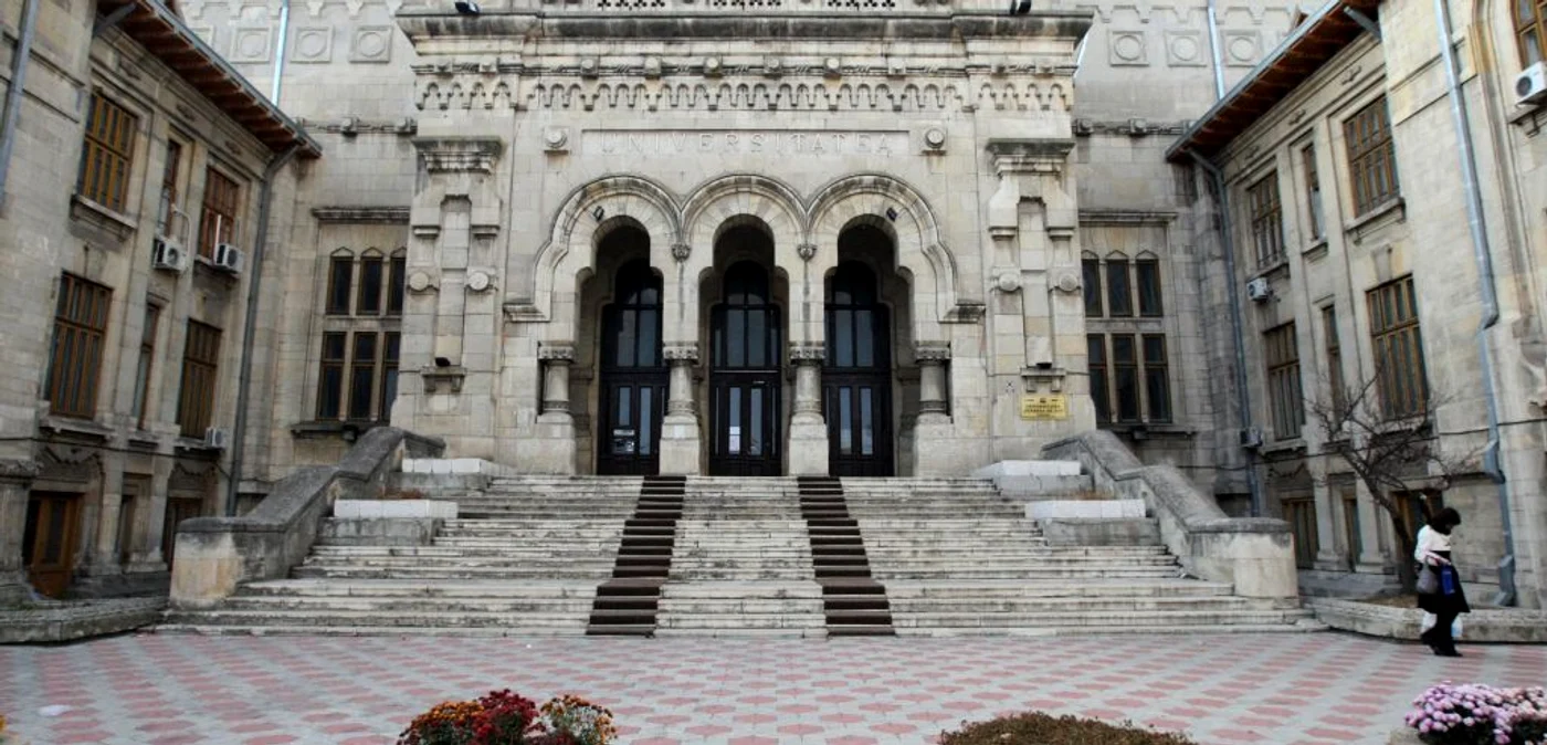 Prima parte a balului va avea loc în sediul central al Universităţii din Galaţi FOTO C Crângan