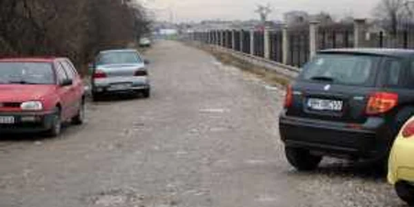 Strada Islazului va fi asfaltată