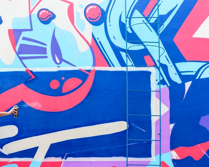 Mural / Foto Facebook / Outline Streetart Festival