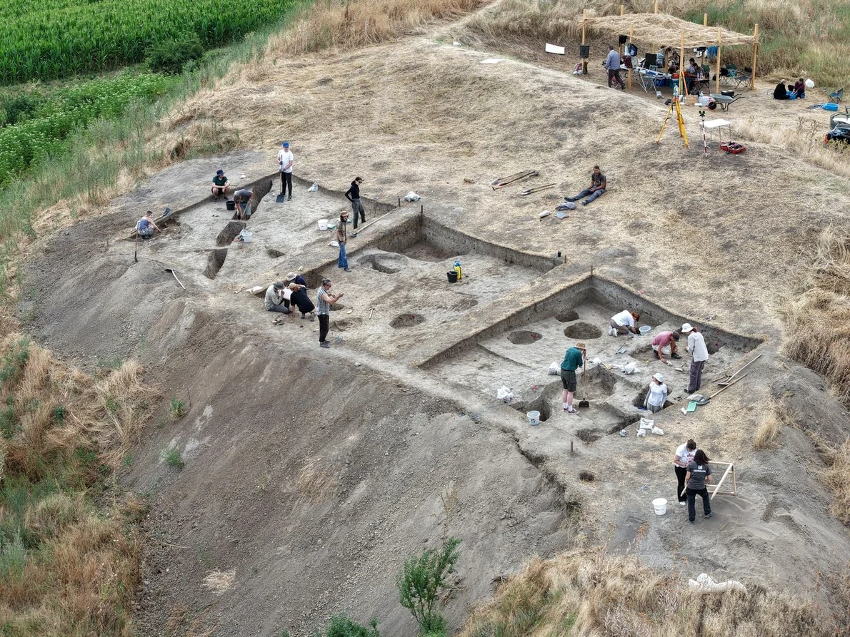 A treia săptămână a cercetărilor  în situl arheologic de la Glina-Bălăceanca (© Muzeul Municipiului București)