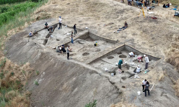 A treia săptămână a cercetărilor  în situl arheologic de la Glina-Bălăceanca (© Muzeul Municipiului București)