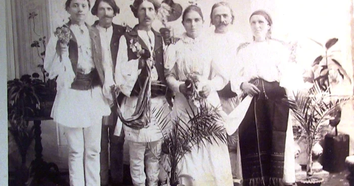 Nuntă ţărănească din Dobrogea FOTO Anatole Magrin, album Dan Arhire