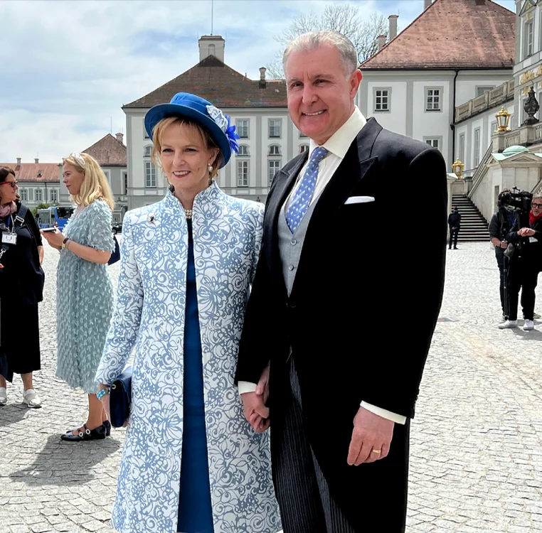 Munchen, Majestatea Sa Margareta si Principele Radu la nunta regala din Bavaria Nymphenburg Casa Majestatii Sale (3) jpeg