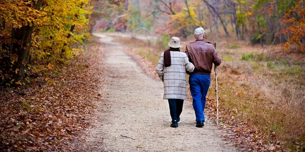 plimbare varstnici - foto pixabay