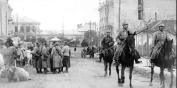 Constanţa Marea Neagră Dobrogea România în Primul Război Mondial. Refugiaţi şi prizonieri  