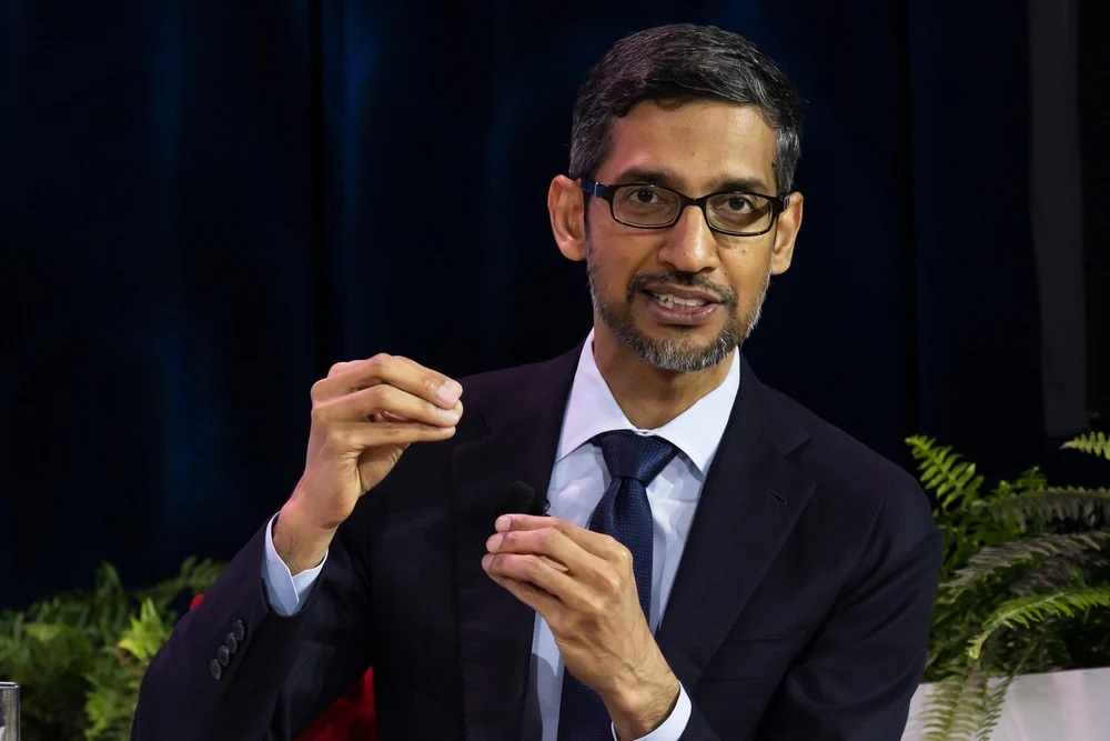 Șeful Google avertizează că „nicio companie nu va fi imună” dacă bula AI se va sparge