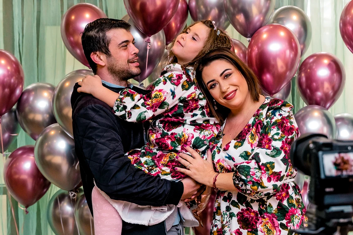 Oana Roman, Marius Elisei și fiica lor, Isabela Sursa: Instagram