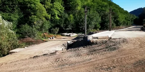 6112dd675163ec427100d89e jpg