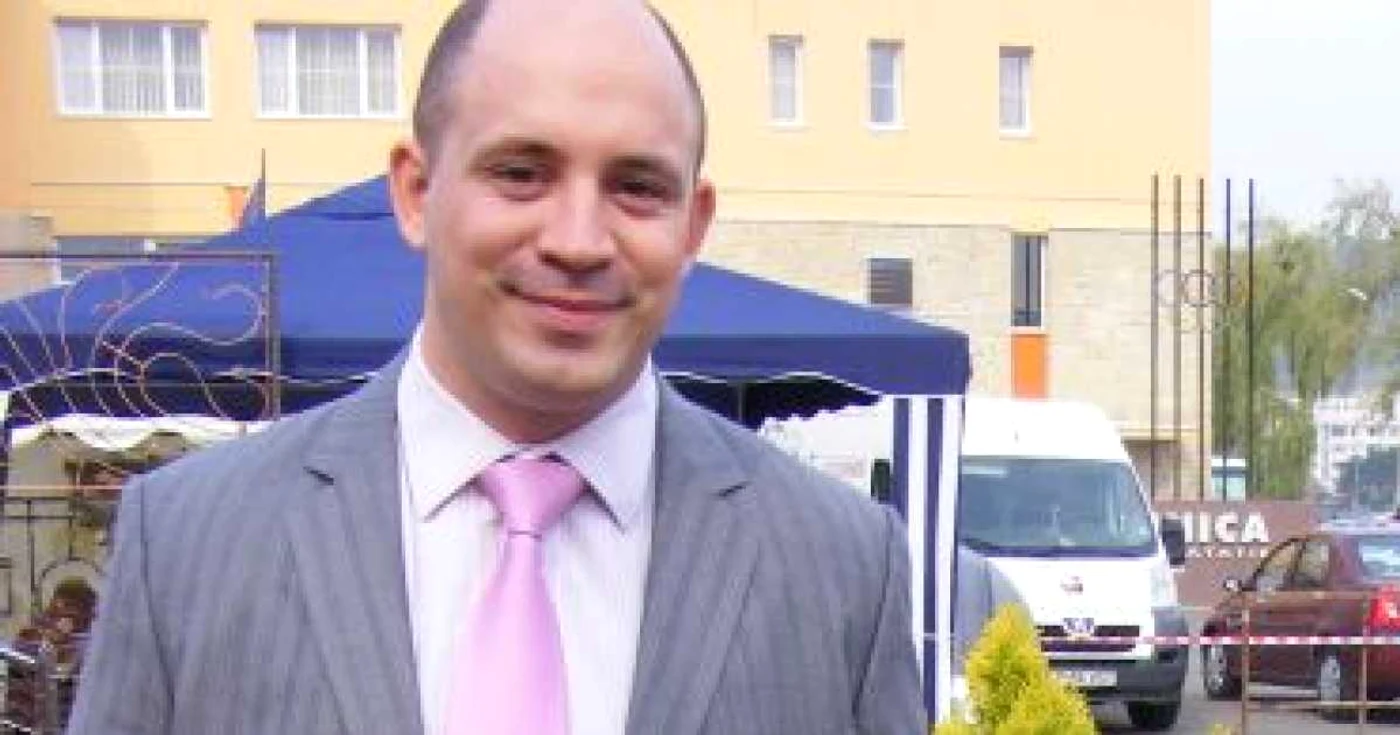 Cluj: Tânărul manager Andrei Spătaru monitorizează toate şantierele ţării