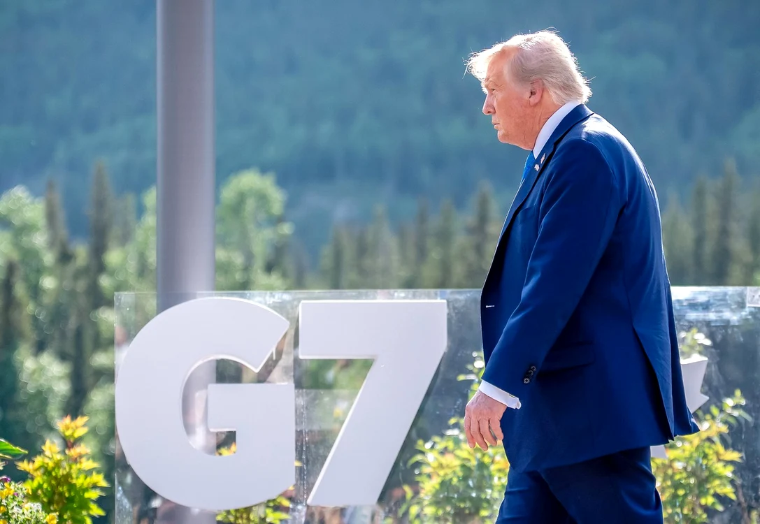 Trump se întoarcw de la Summitul G7 cu o zi mai devreme FOTO Profimedia