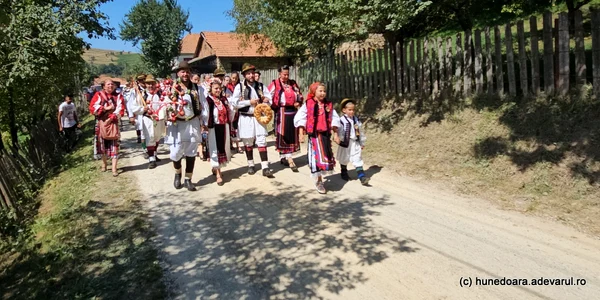 Festivalul pădurenilor din Poienița Voinii  Foto Daniel Guță ADEVĂRUL (10) jpg