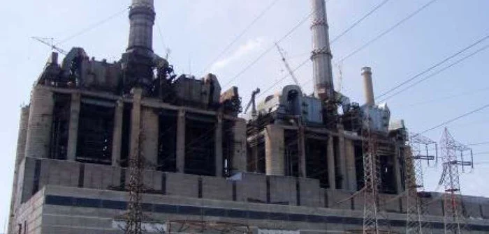Locuinţele din Craiova sunt încălzite cu agentul termic furnizat de termocentrala din localitate, care face parte din CEO