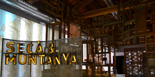 Sala de secà i muntanya del Museu Valencià d'Etnologia jfif