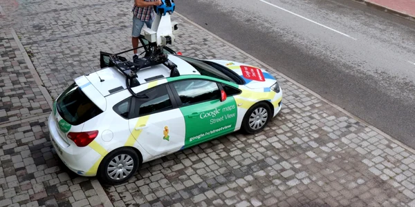 Masina Google Street View FOTO Shutterstock
