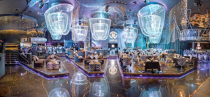 Sâmbătă noapte, Club “Cavalli”, Dubai