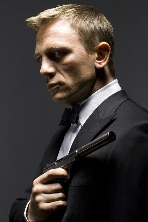 Daniel Craig este unul dintre cei mai cunoscuţi actori de la Hollywood acum