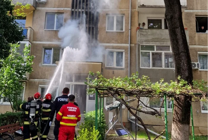 Incendiul a fost lichidat. FOTO ISU Bihor