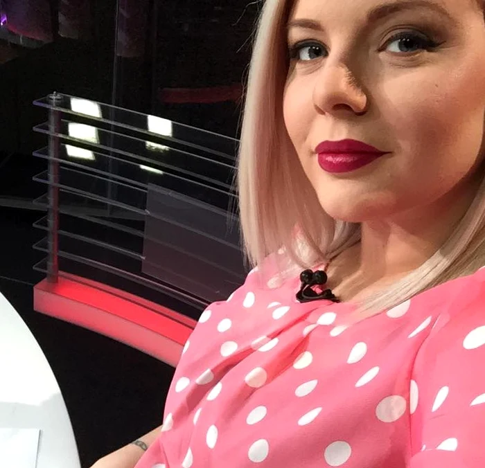Bianca Ioniţă prezenta jurnalul de weekend de la Kanal dFoto: arhivă personală