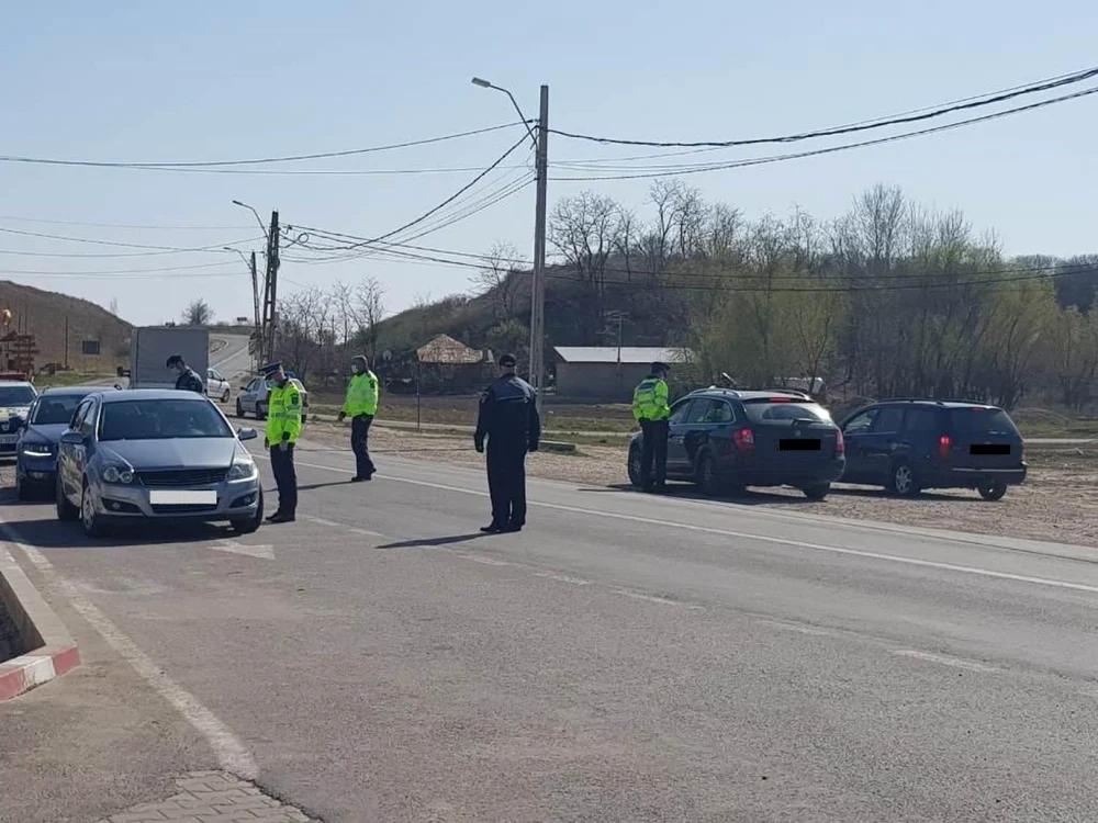 Bărbaţii au declarat poliţiştilor că se întorc de la muncă FOTO Arhivă