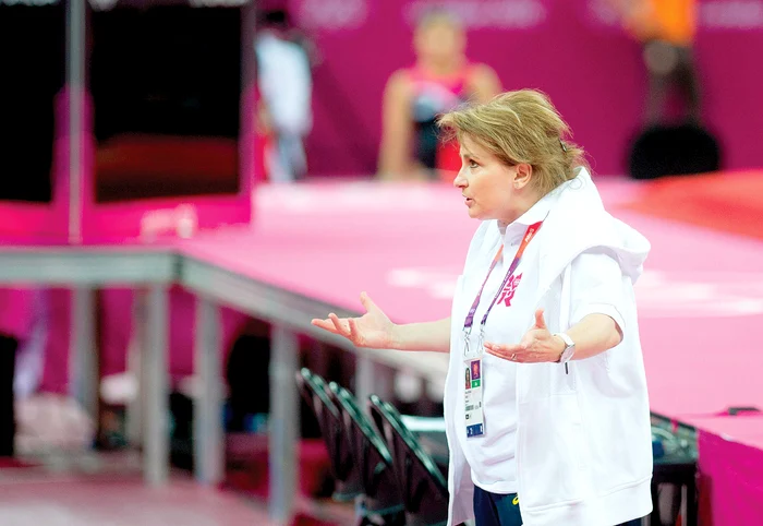 
    Mariana Bitang avea un limbaj mai  colorat faţă de  elevele saleFOTOGRAFII: Mediafax   