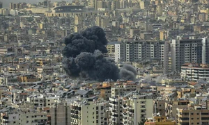 Istrael atacă Beirut jpg