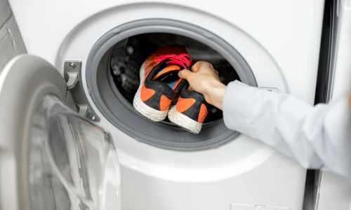 Adidasi pentru alergat  jpg