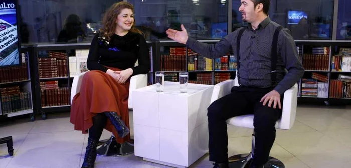 Andreea Soare şi Cătălin Ţoropoc, în studioul Adevarul Live FOTOGRAFII: David Muntean