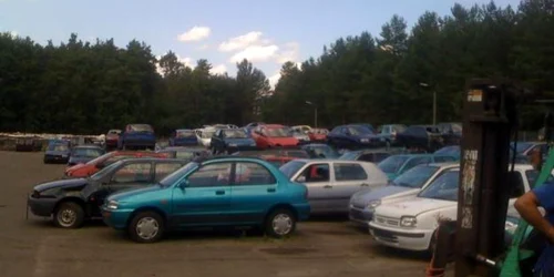 Vânzarea autoturismelor este directă, fără licitaţie, şi se organizează la sediul DGFP Galaţi