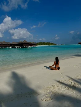 Andreea Raicu se bucură de fiecare clipă în vacanță / foto: Instagram