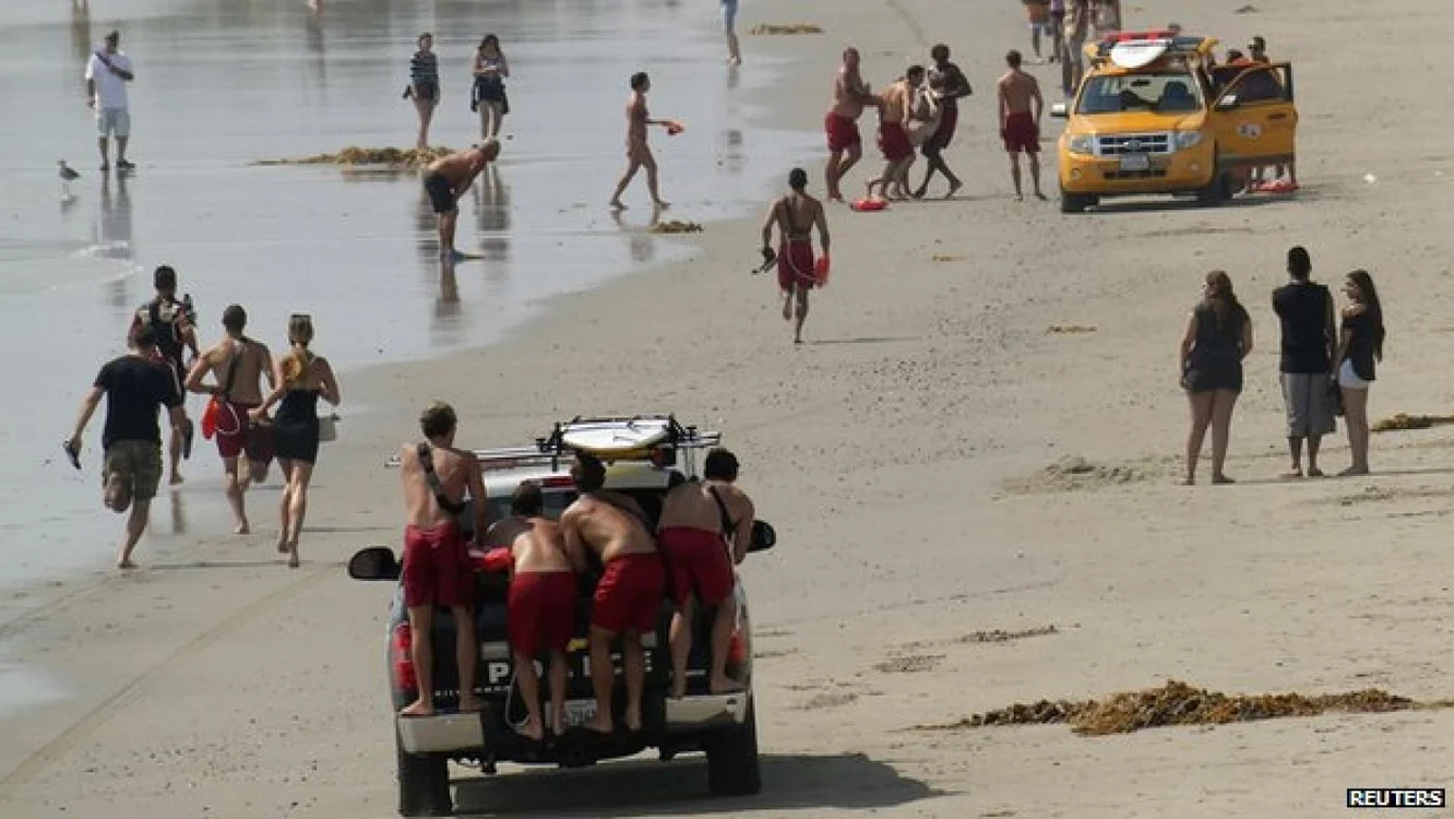 Panică pe plaja Venice din California după ce un fulger a făcut mai multe victime FOTO Reuters