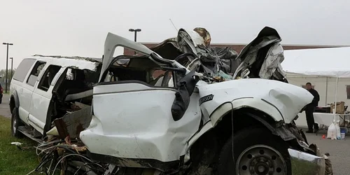 limuzina implicata in accident NTSB jpg