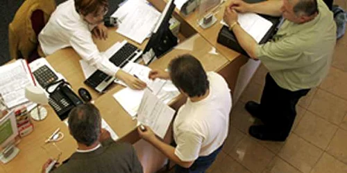 Botoşănenii intră în noul an plini de datorii la bănci