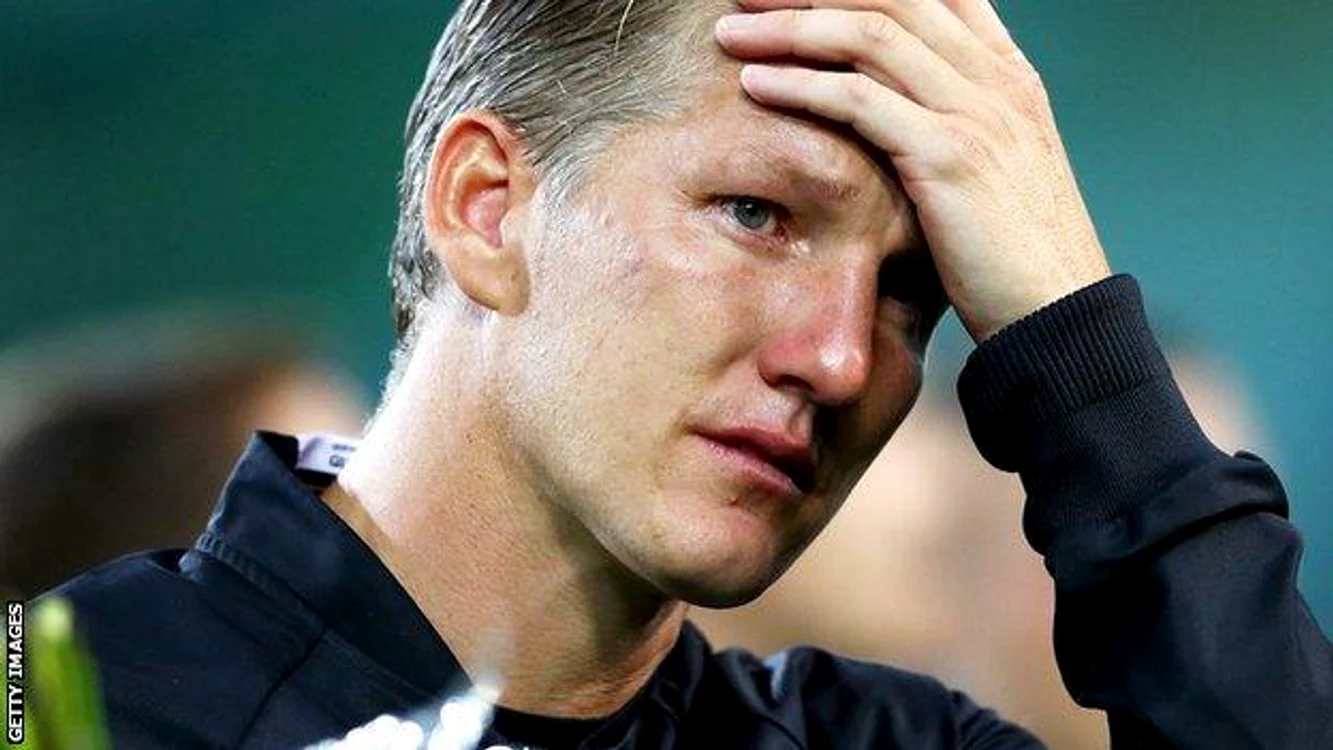 
    Schweinsteiger a plâns ca un copil  