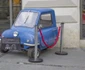 Peel P50 este cea mai mică maşină din lume, fiind construită în 1960  jpeg