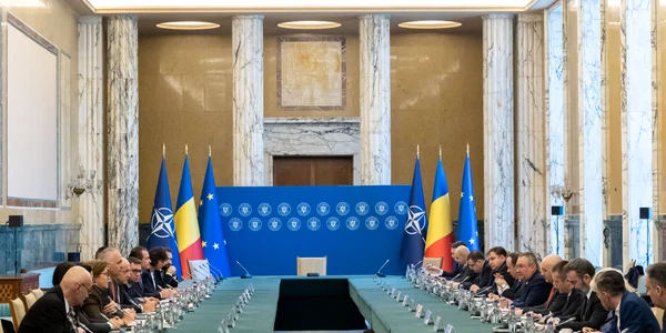 Nicolae Ciuca si reprezentantii Confederatiei Patronale Concordia FOTO gov jpg