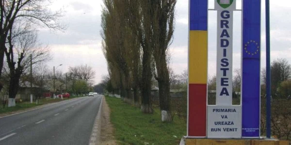 Liniştea comunei a fost tulburată chiar de aleşii locali