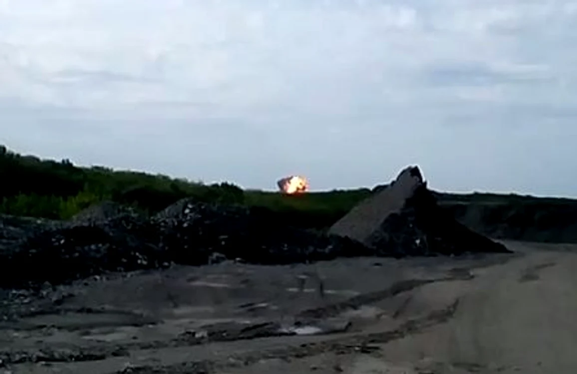 
    Explozia a fost filmată de un trecătorFoto Youtube  