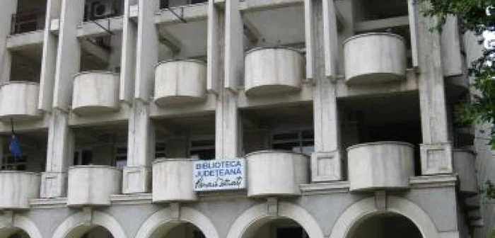 Brăila: Lansări de carte la Casa Tineretului