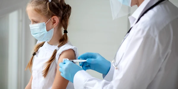 vaccinare copii covid-19- shutterstock