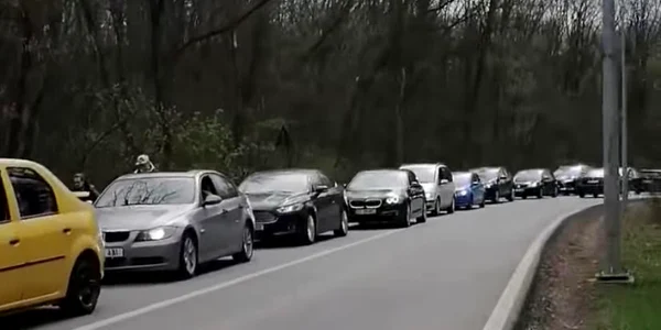Coada Aeroportul International Iasi jpg