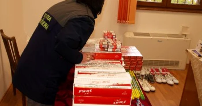 Polițiștii de frontieră au confiscat 7.000 de pachete de țigări de contrabadă