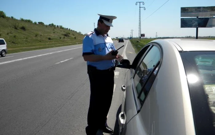 Poliţiştii au identificat rapid persoanele implicate în accident Foto: arhivă Adevărul