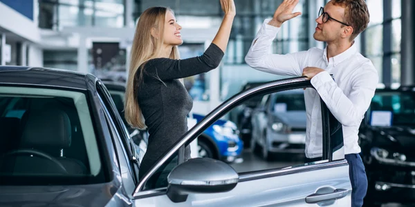 Ce este un amanet auto și cum funcționează un împrumut garantat cu mașina personală jpg