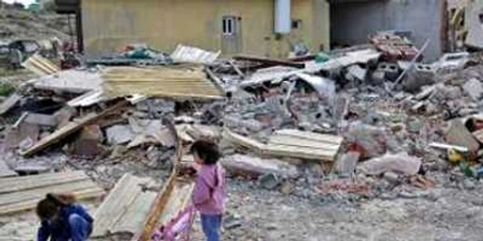 Milano: duşuri într-o şcoală pentru ca elevii romi să se spele înainte de ore