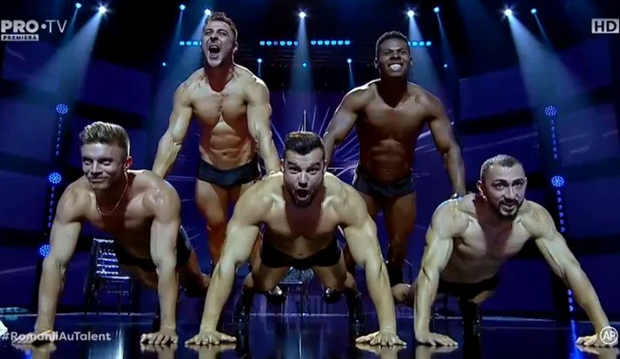 Remus Boroiu și colegii lui din trupa „The Champions”, show de striptease pe scena de la „Românii au talent”