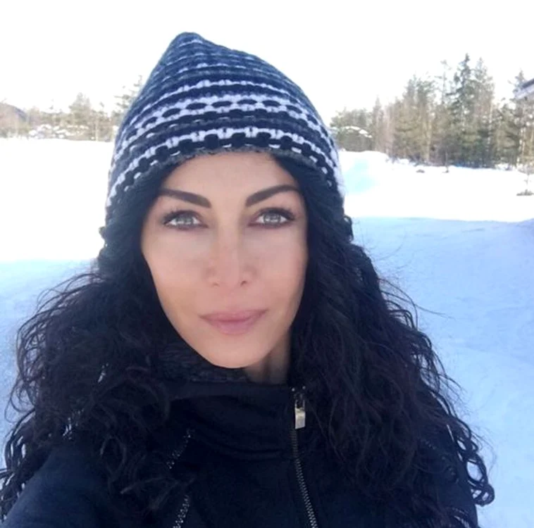 Mihaela și-a sfătuit fanii de pe Facebook să-și trăiască viața din plinFoto: arhivă personală
